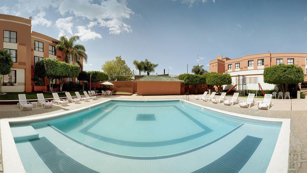 Fiesta Inn León Esterno foto